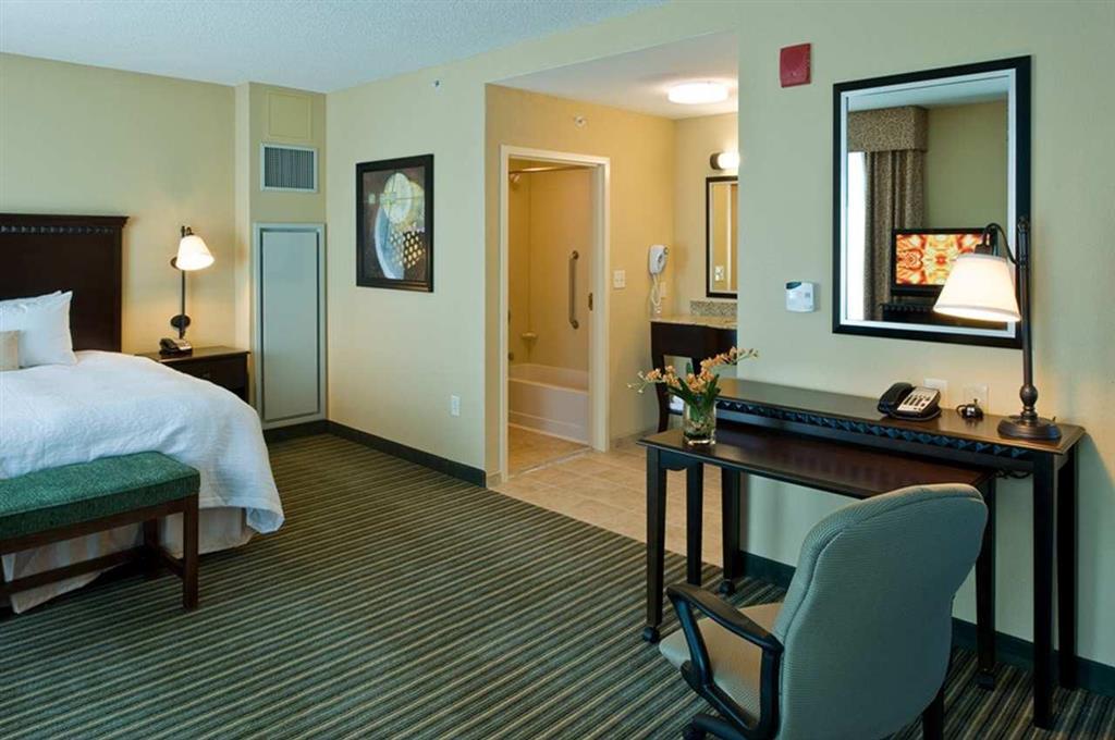 Hampton Inn & Suites National Harbor/Alexandria Area Pokój zdjęcie